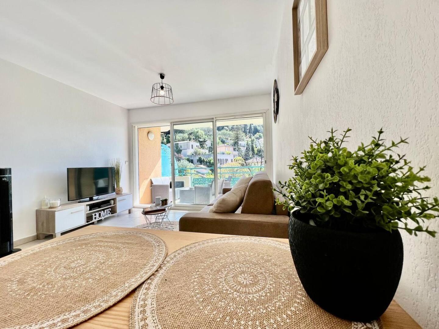 Quiet Studio Swimming Pool Roquebrune Экстерьер фото