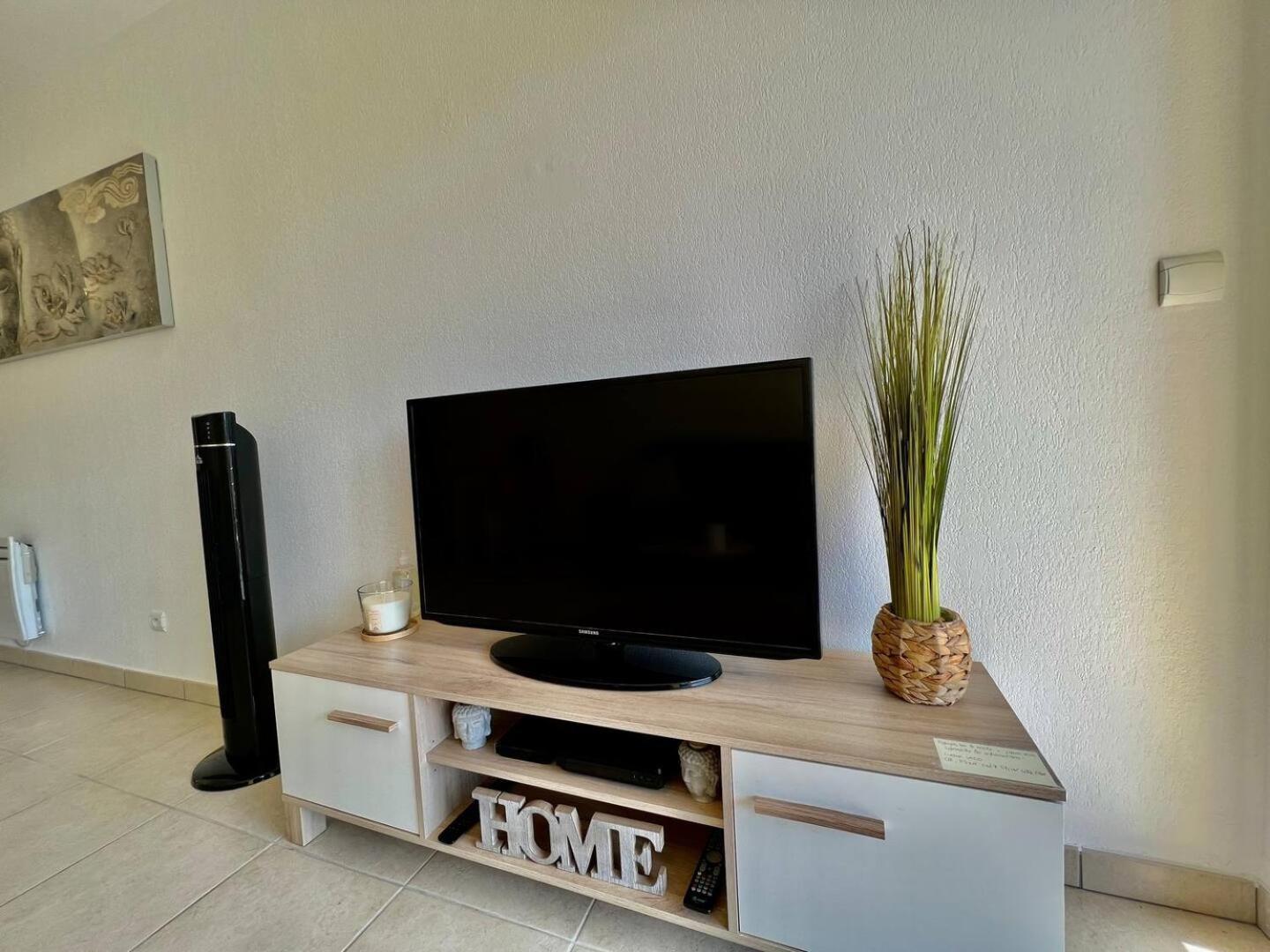 Quiet Studio Swimming Pool Roquebrune Экстерьер фото