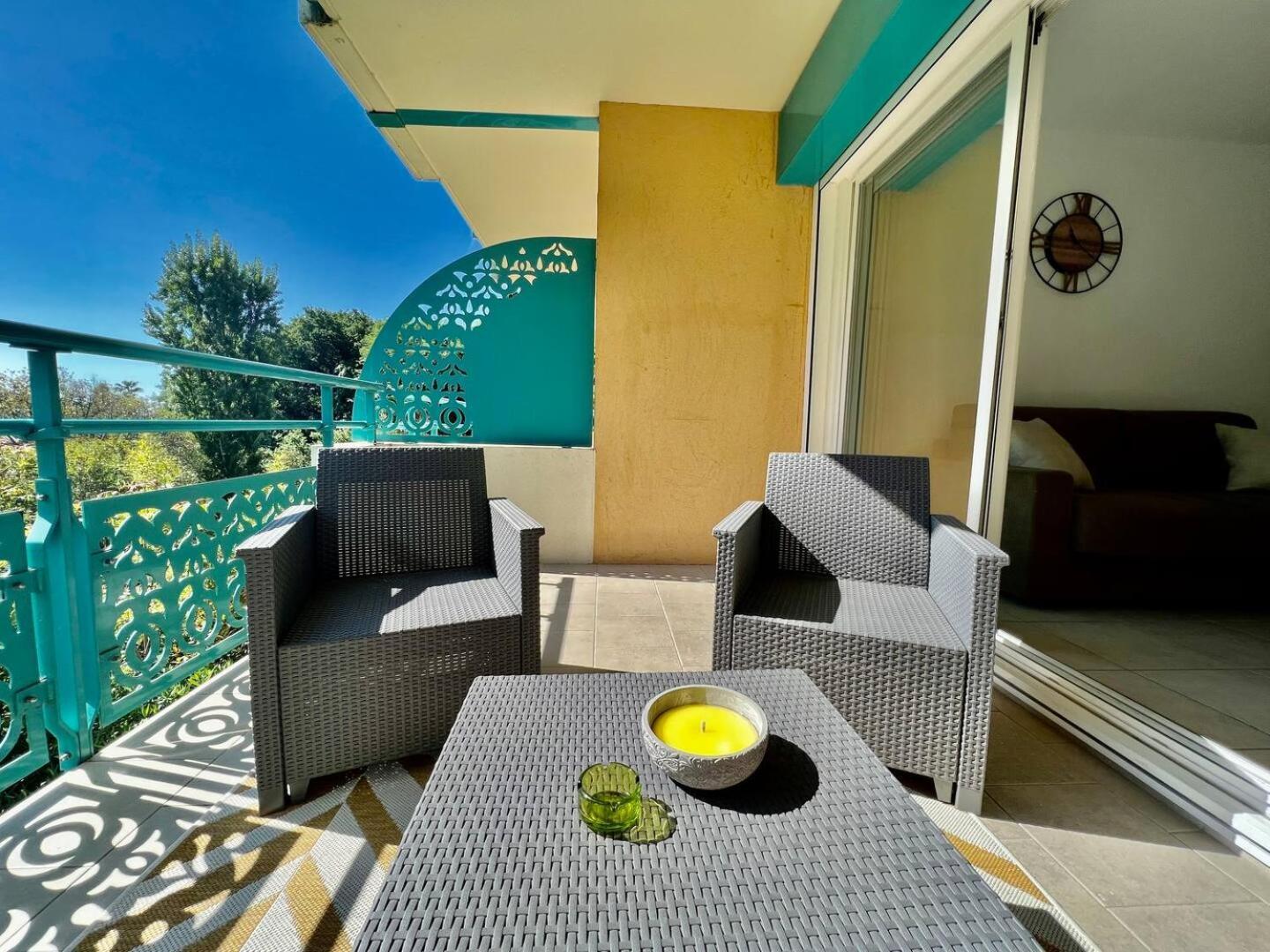 Quiet Studio Swimming Pool Roquebrune Экстерьер фото
